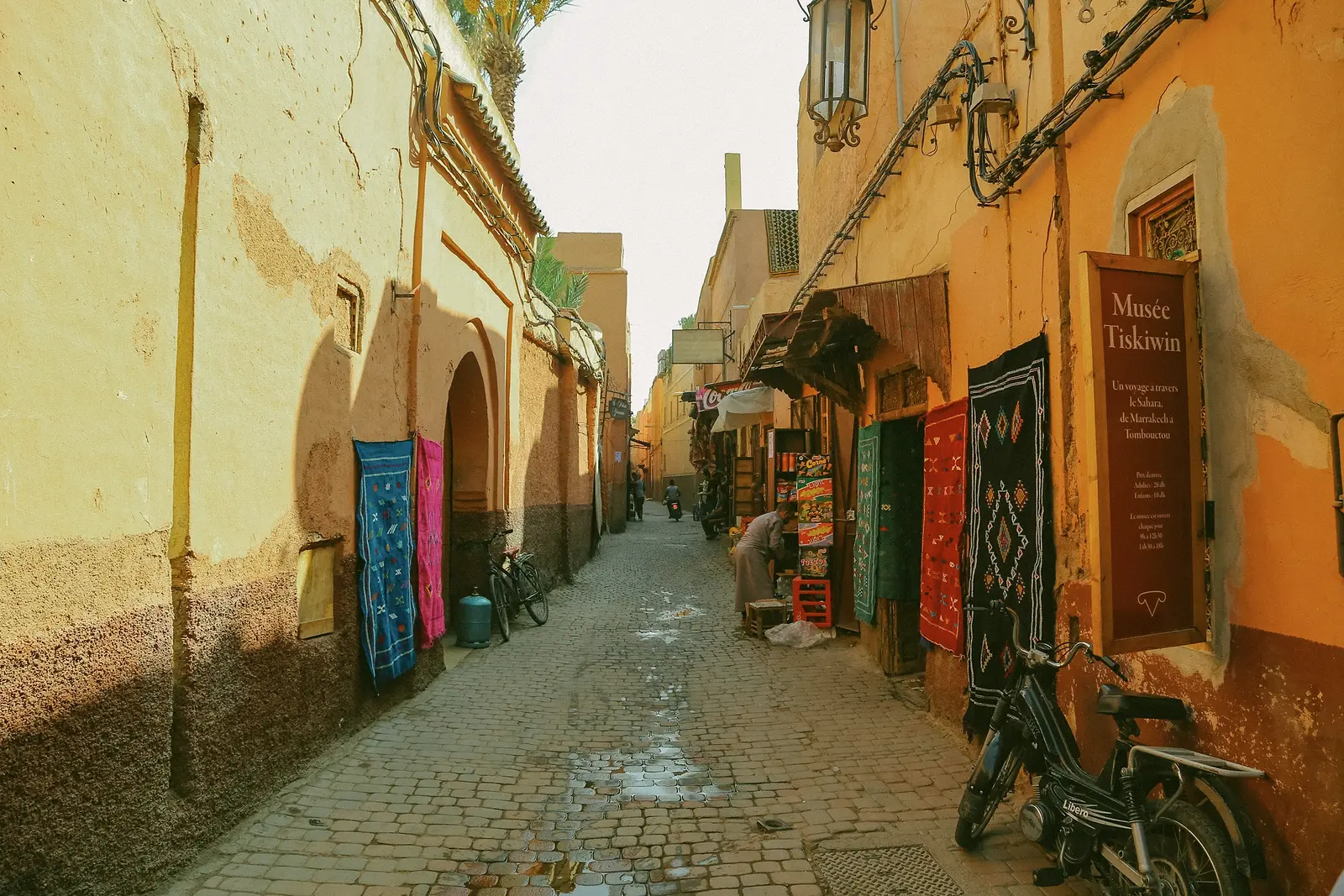 Ruelle de médina au Maroc